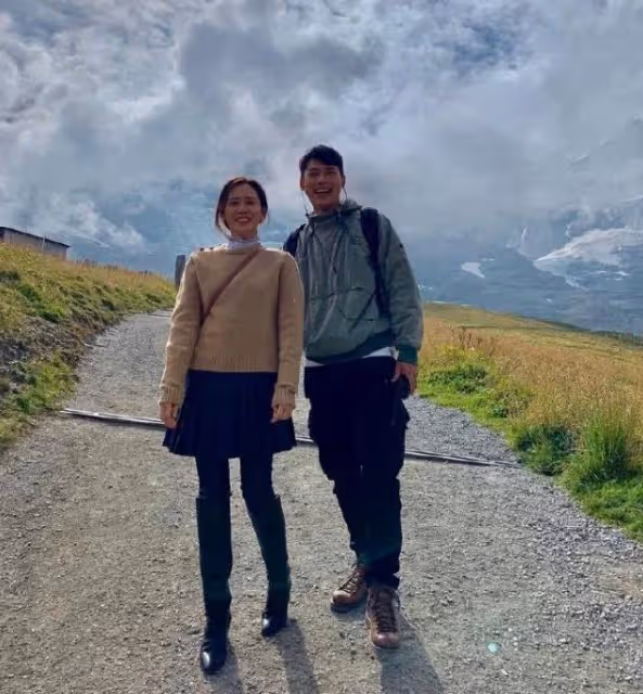 孫藝珍與玄彬，慶祝結婚兩周年，曬出優雅婚紗照，透露甜蜜的現狀