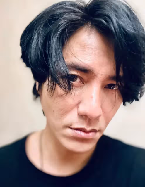 陳坤素顏照引發熱議，真實面容獲網友點贊