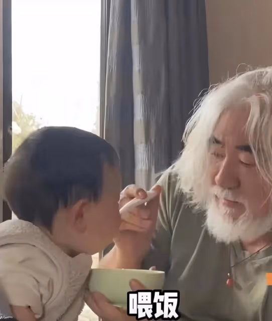 張紀中老夫聊發少年狂，杜星霖曬幸福力挺老公帶娃能力