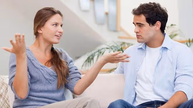 結婚25年,49歲丈夫懷疑19歲兒子非親生,鑑定結果出來後,我走了