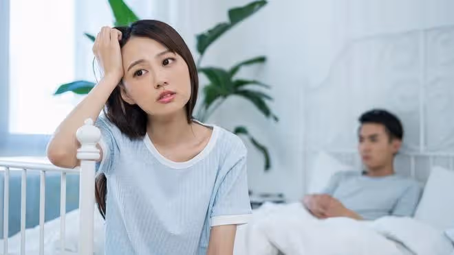 結婚25年,49歲丈夫懷疑19歲兒子非親生,鑑定結果出來後,我走了