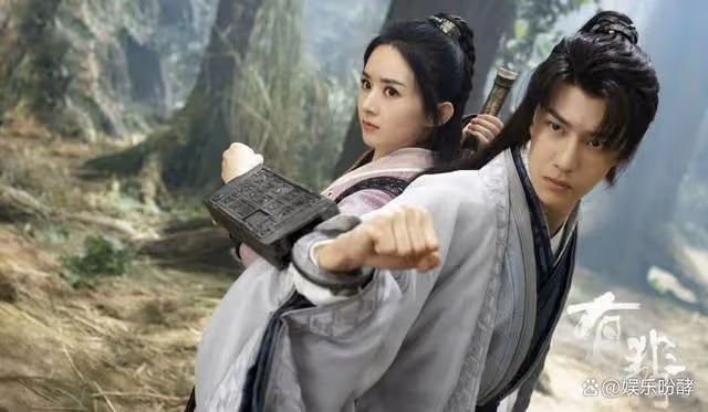 從唱跳愛豆到高顏值頂流男主演,細數王一博的星光點點