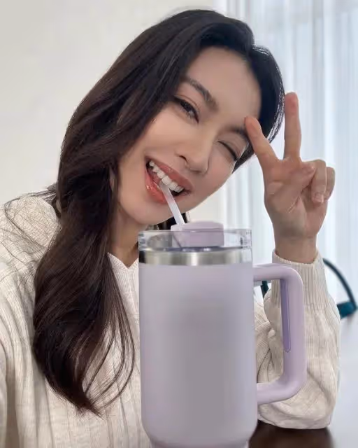 TVB花旦懷孕挺大肚參加好友婚禮,網友紛紛留言猜測胎兒性別是...