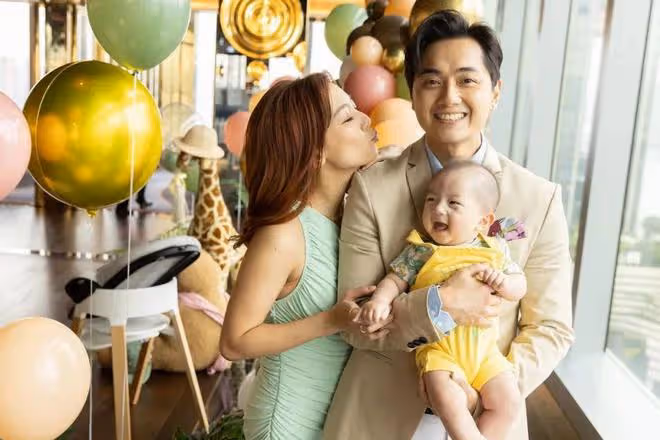 40歲TVB男星演奸角直呼過癮，兒子發展遲緩不會爬行令人擔心