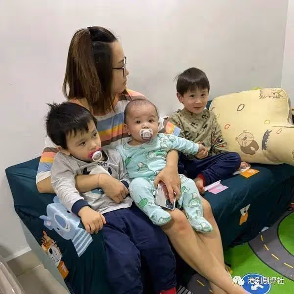 又又又來了!港星老婆發文稱決定離婚,四個兒子交社工決定去向