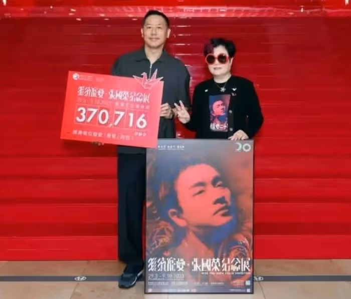 張國榮逝世21周年,唐先生髮文悼念配文引熱淚,本人近照白髮蒼蒼