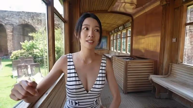 TVB女星穿黑色絲襪大秀身材,因緋聞太多,遭網友追著罵