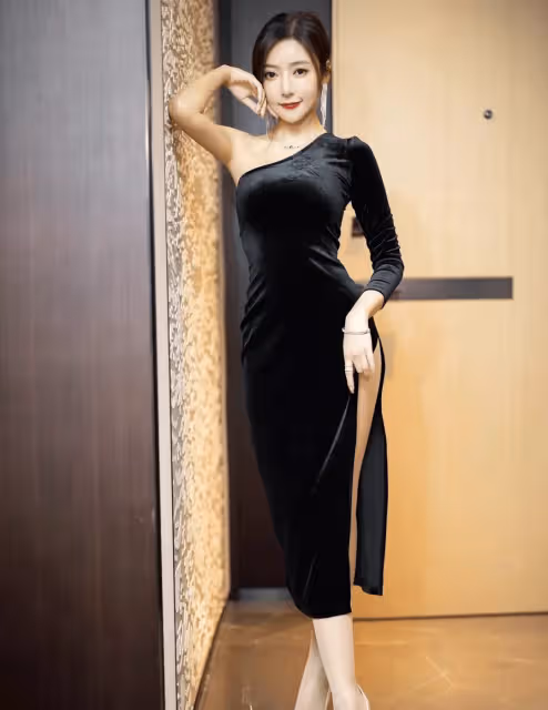 性感黑裙配肉絲襪,端莊撩人曼妙身姿,魅惑動人晚禮服