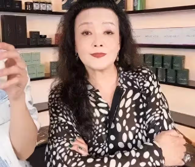 被問汪小菲帶新兒媳馬筱梅見面給多少紅包?張蘭的回覆讓人笑翻