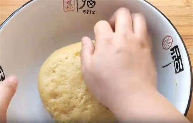 教你做東北老式大餅乾，鬆軟香甜，不幹不硬，最懷念的小時候味道
