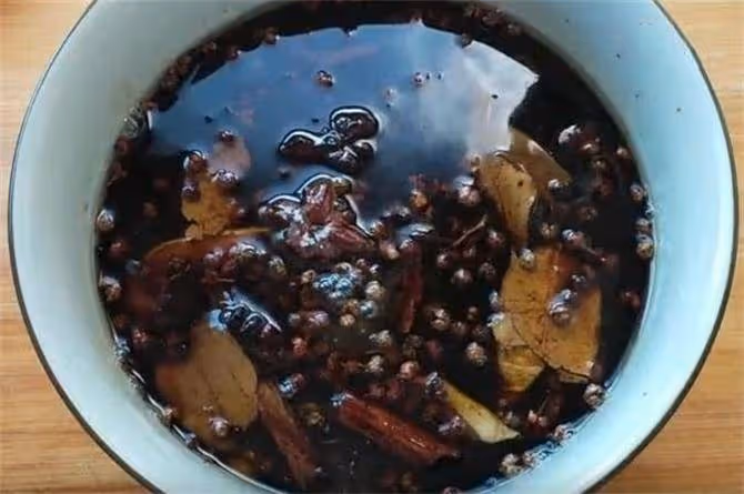 東北老式醬黃瓜做法,配方詳細,味道正宗,脆爽開胃又下飯