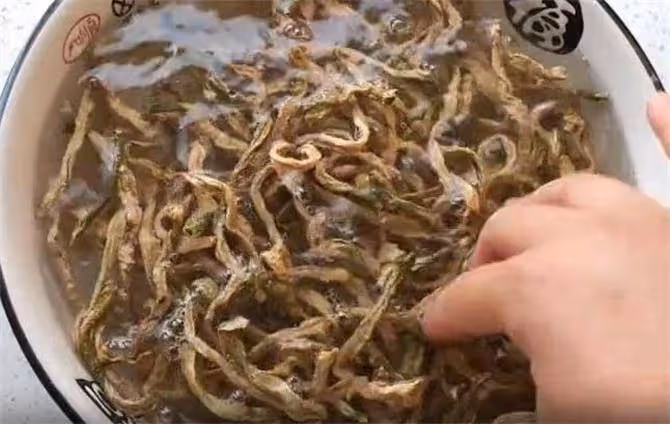 朝鮮族辣蘿蔔條做法,配方比例詳細講解,香辣脆爽又下飯