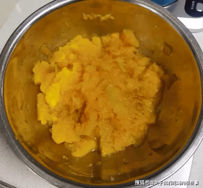 蒸饅頭時,冷水蒸還是熱水蒸好?牢記這3點,饅頭不塌暄軟又香甜