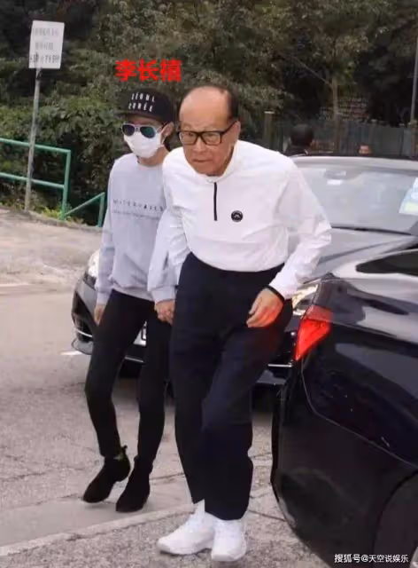 18歲李長禧:李家豪門長子長孫,太會「投胎」,獲李嘉誠特許行事