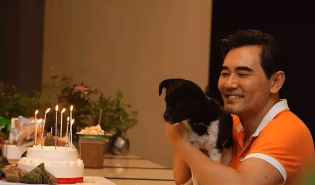 愛情不分年齡,吳越52歲與趙文瑄63歲牽手,靜待花開!