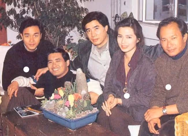 張國榮去世後最大謊言，都說他沒死去了南美隱居，連王家衛都信了