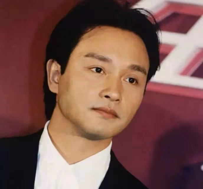 張國榮逝世21年沒有遺容照流出，生前計劃得當，最後通話有深意
