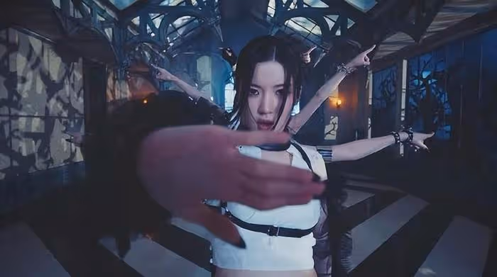 YG新女團又以7人組正式出道，網友笑稱，如果還不行就再出道一次