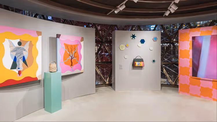 Delvaux香港辦跨界展覽　藝術畫作變皮革手袋直接拎著走