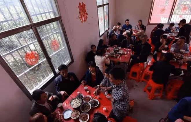 姐姐生2胎不幸離世，小姨子嫁姐夫卻不領證：沒感情，沒那個必要