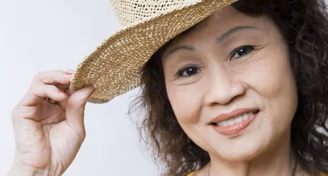 68歲大叔不再婚，和親家母搭夥3年：悔不當初，女人都是一個德行