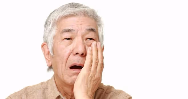 80歲大爺：退休金8千，但我一分都不會給子女花，晚年養老靠自己