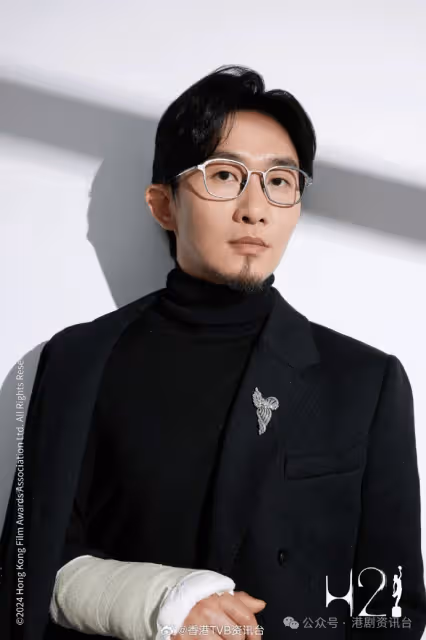 政務司副司長兒子卓亦謙結婚 !蔡卓妍等群星祝賀