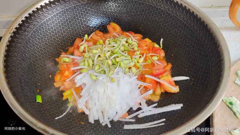 春天時敞開吃,口口鮮嫩賽人參!煮成一碗「面葉」湯,鮮美又開胃、還扛餓