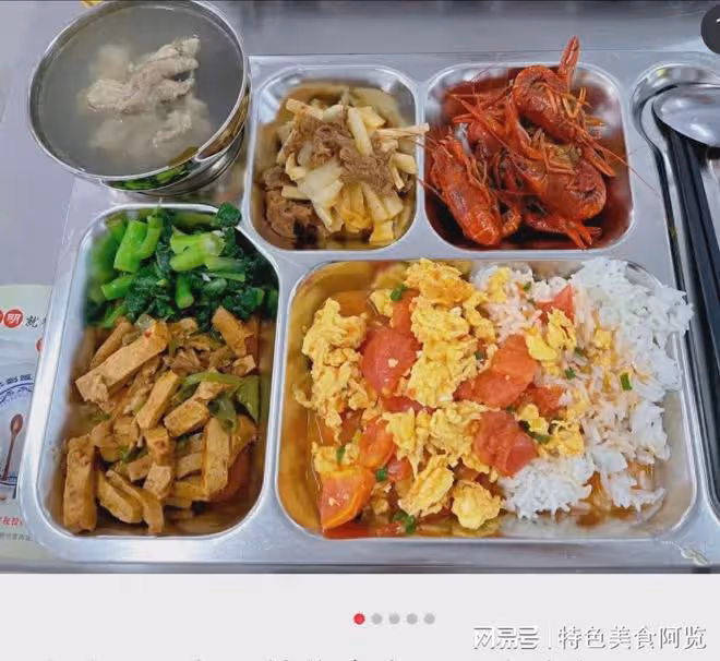 公務員曬一周的伙食,網友們羨慕不已,網友:擠破頭都要當公務員