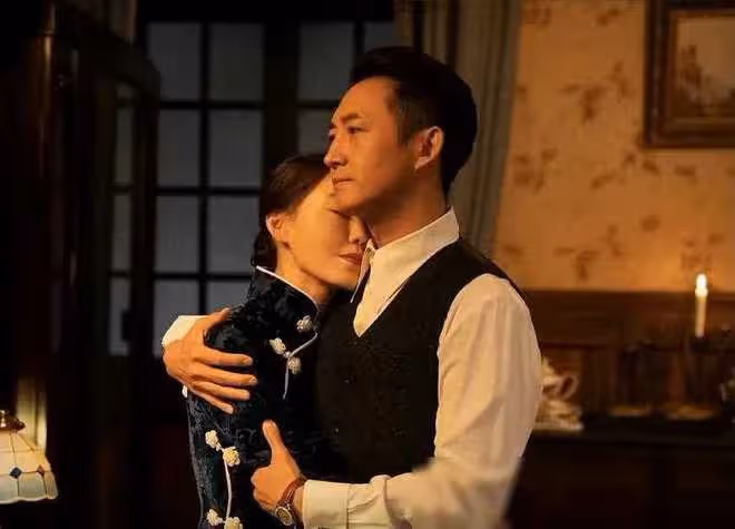 《追風者》:閃避王一博,42歲女二號震撼亮相,民國風采驚艷
