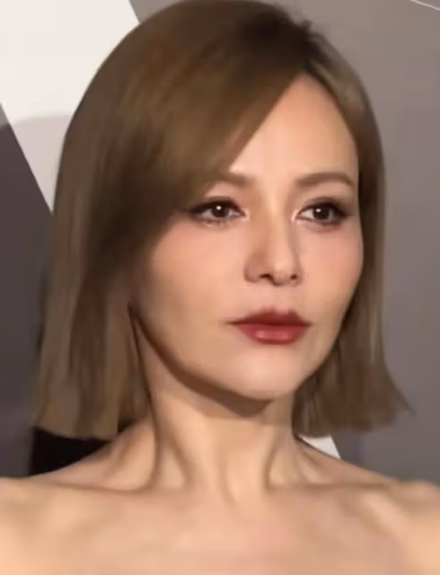 上海時裝周:baby露怯,奚夢瑤太土,吳千語驚艷,王琳引全場尖叫