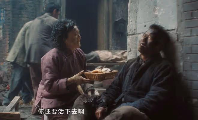 《追風者》直到林樵松洗白、阿文慘死，魏若來才發現，自己被騙了