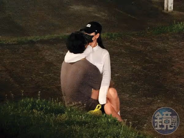 朱軒洋爆劈腿！趁網紅女友出差「公園交纏吳卓源」親熱激吻
