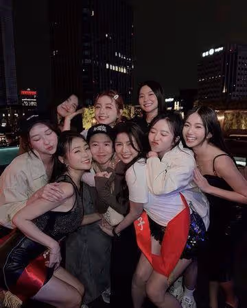 丫頭、蔡卓宜聯合慶生狂歡！　「N名大咖藝人到場」派對現場嗨炸