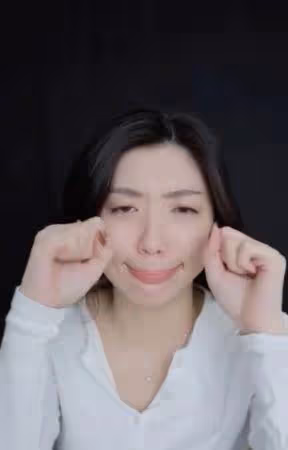 陪朱軒洋走過低潮　網紅女友Cindy深夜巧合PO「哭哭」影片