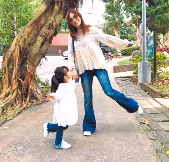 辛龍發劉真生前舊照表哀思，劉真離世4年仍舊忘記不了亡妻