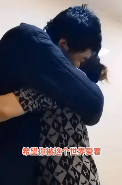 36歲網紅滷蛋哥哥病逝！最後肝昏迷神志不清，家人化妝被指太開心