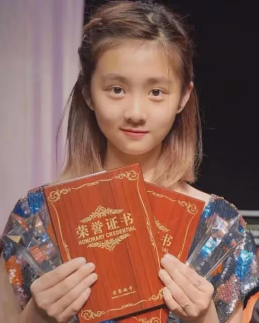 《爸爸去哪兒》被嫌棄的星二代，近照曝光引爭議！最後一位認不出