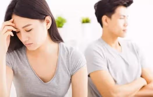 公公婆婆偏心我老公，讓大伯哥拿錢幫我家，我卻想離婚了