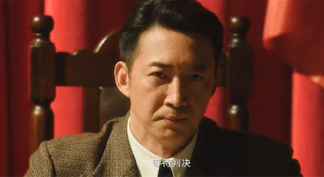 《追風者》直到沈近真救若來身份曝光，沈圖南才發現，父母的死因