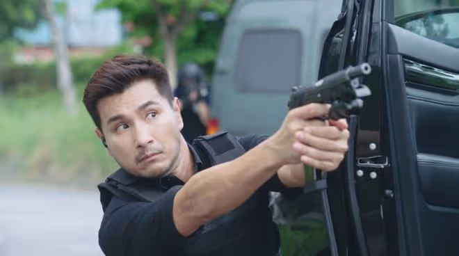 昨晚首播！TVB視帝上演槍戰飛車大場面！眾多老前輩驚喜客串