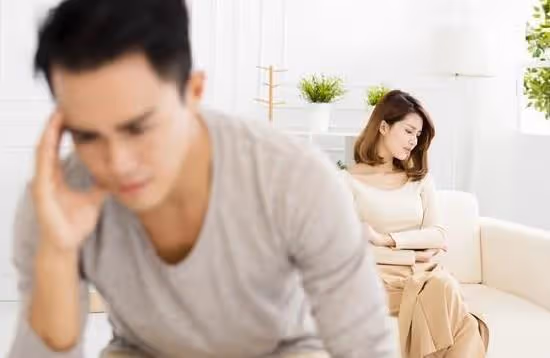 婆婆:她有弟弟,不能在娘家坐月子,你就別去接,讓她自己回來!