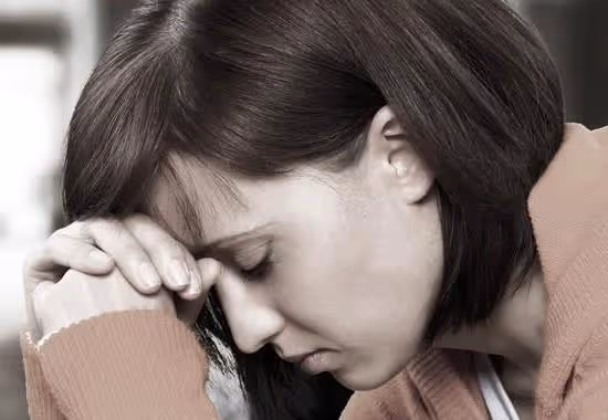 她56歲,女兒接公婆養老,趕她去小房子住,她把女兒一家趕出門