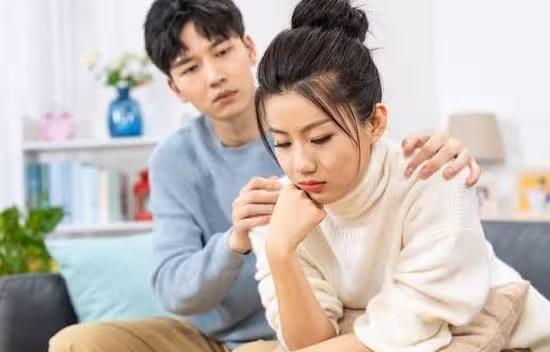 她29歲,工資8500,出門遊玩婆婆要訂三人間,她不同意被罵不懂事