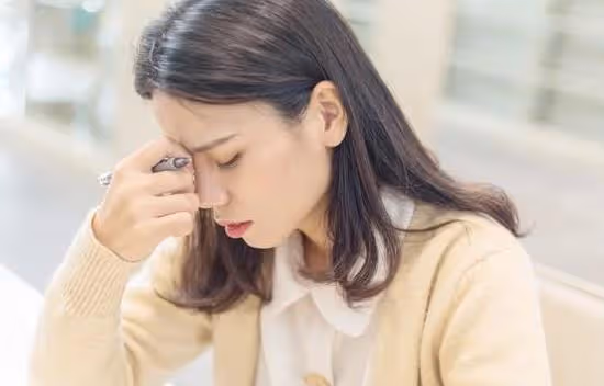 她29歲,工資8500,出門遊玩婆婆要訂三人間,她不同意被罵不懂事
