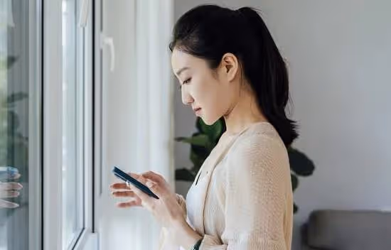 她25歲,媽媽花38000給妹妹報班,花80萬給妹妹買房 卻要她給3000