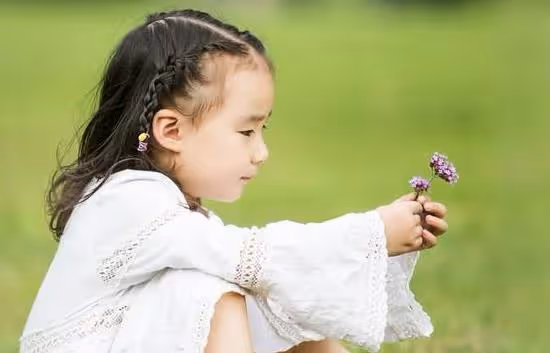 她25歲,媽媽花38000給妹妹報班,花80萬給妹妹買房 卻要她給3000