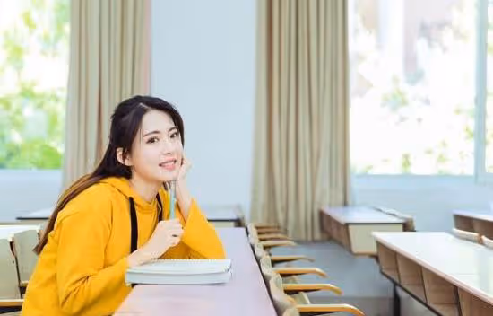 她25歲,媽媽花38000給妹妹報班,花80萬給妹妹買房 卻要她給3000
