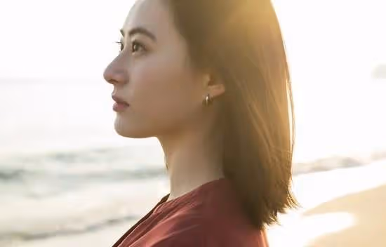 她25歲,媽媽花38000給妹妹報班,花80萬給妹妹買房 卻要她給3000