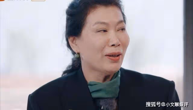 王珞丹趙小棠童年經常挨打，歐陽娜娜不相信：還是台灣媽媽更溫柔